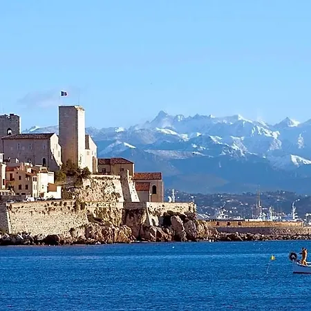 Port Vauban 4* أنتيب